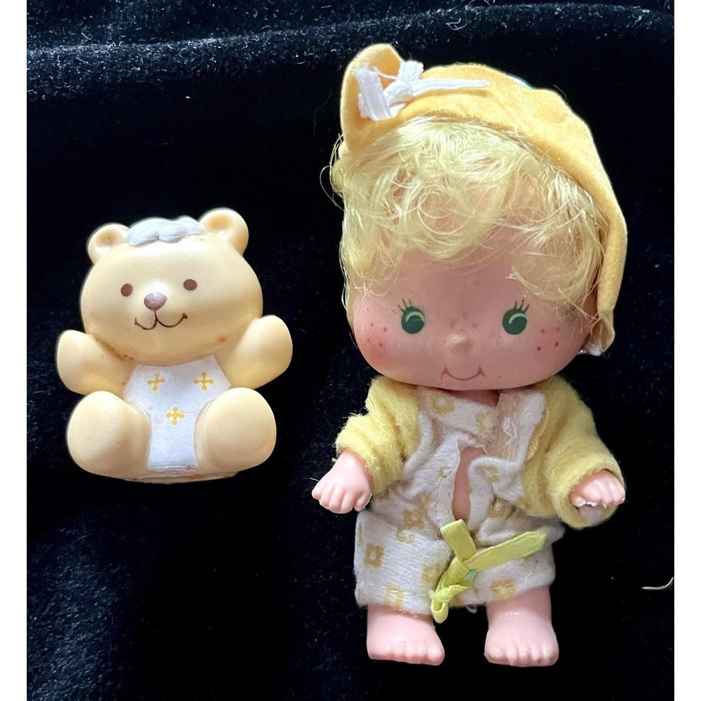 Vintage 1982 Strawberry Shortcake Butter Cookie Doll and Jelly Bear Pet Set